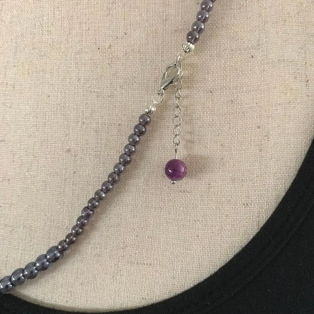 purple graduated faux‎ pearl necklace 2 mm - 8 mm 18” long with 2.5” extension - Picture 3 of 5